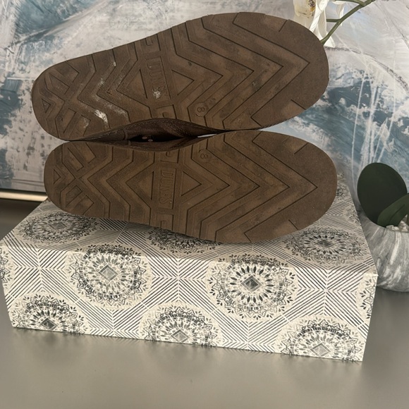 Dunes wedge booties. Brown, size 8 - Picture 5 of 5